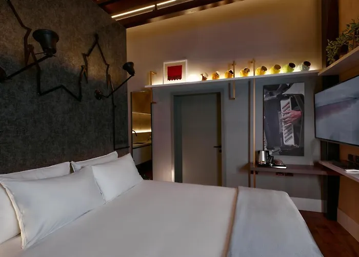 Casa Firenza Hotel & Suites Boutique